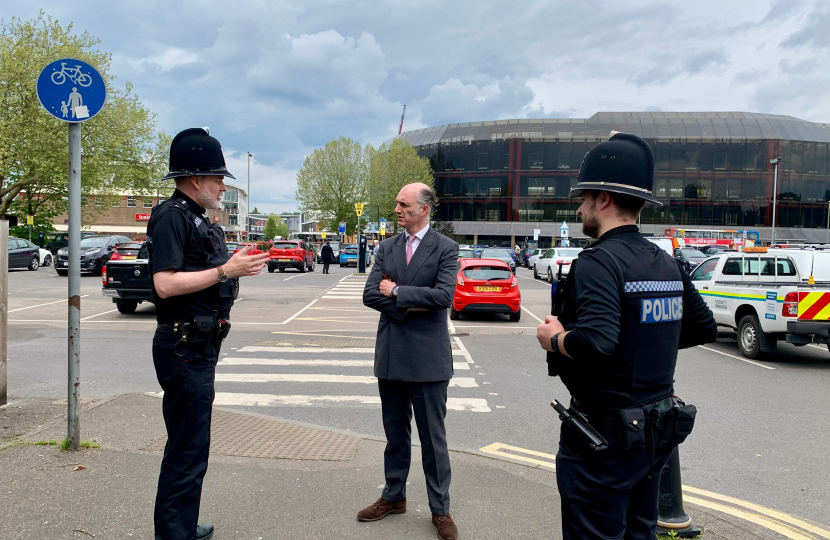 Leo with police officers in Farnborough